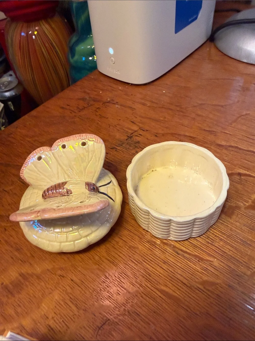 Butterfly Ceramic Jewelry Trinket Box - Cream and Pink